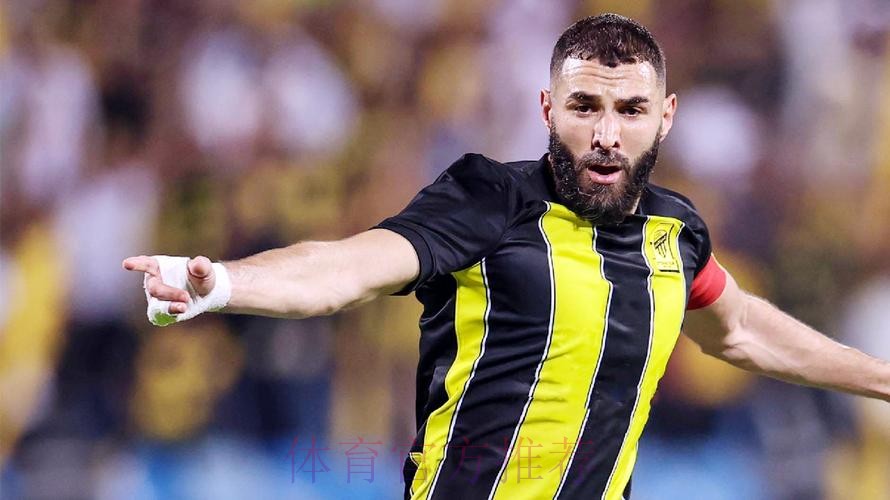 助攻+压迫对手乌龙+5越位!本泽马吐饼能力仍一流 助攻+压迫对手乌龙+5越位!本泽马吐饼能力仍一流