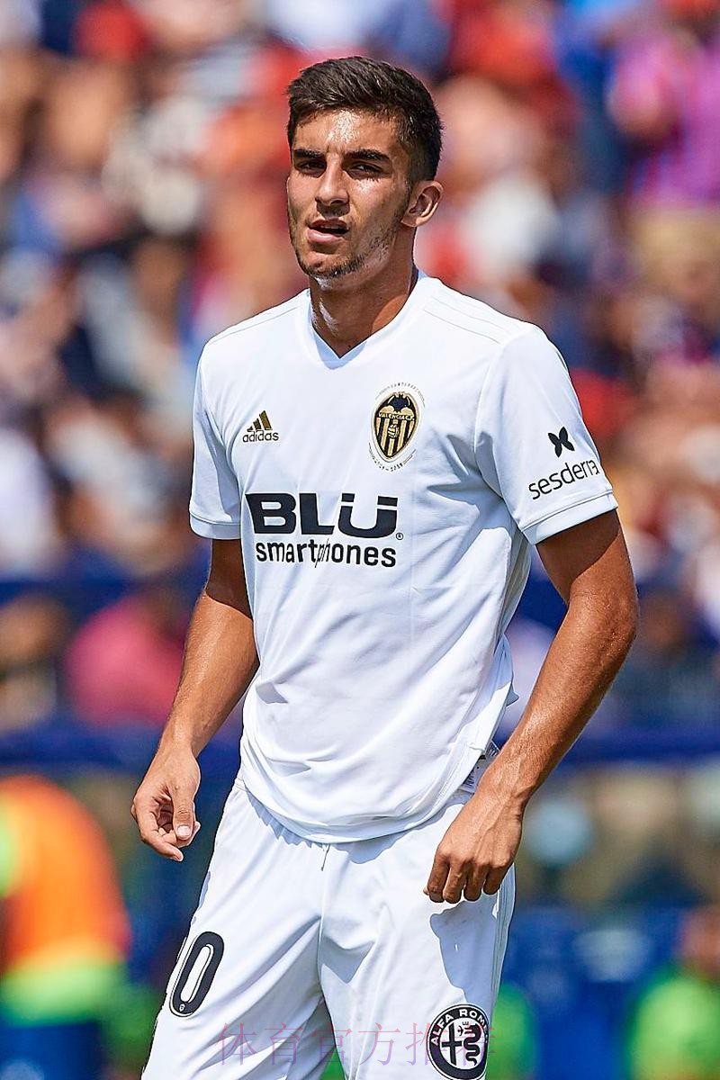 镜报：出场机会堪忧 皇马或提前召回塞巴略斯